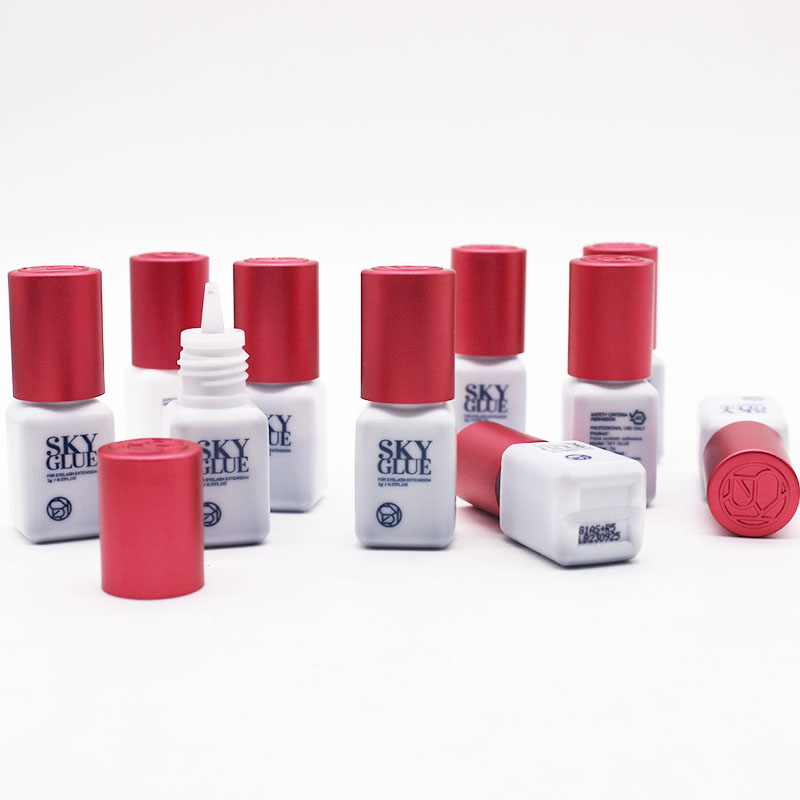 5 bottiglie Sky Glue S Plus 1s - Makeup Plus Beauty recensione e prezzo