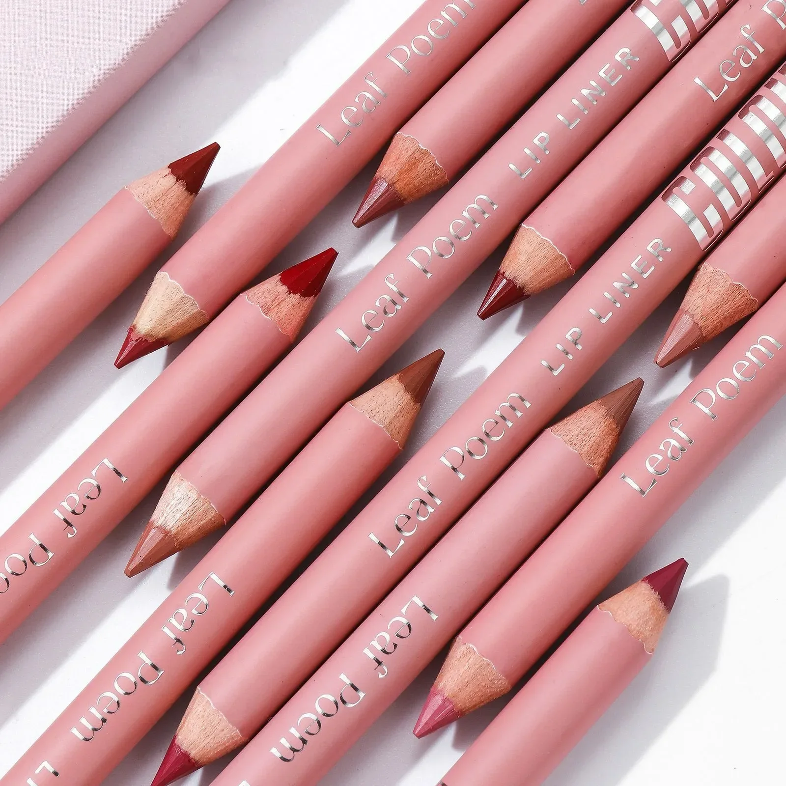 Matita per labbra marrone nudo - Lip Liner Pencil recensione e prezzo